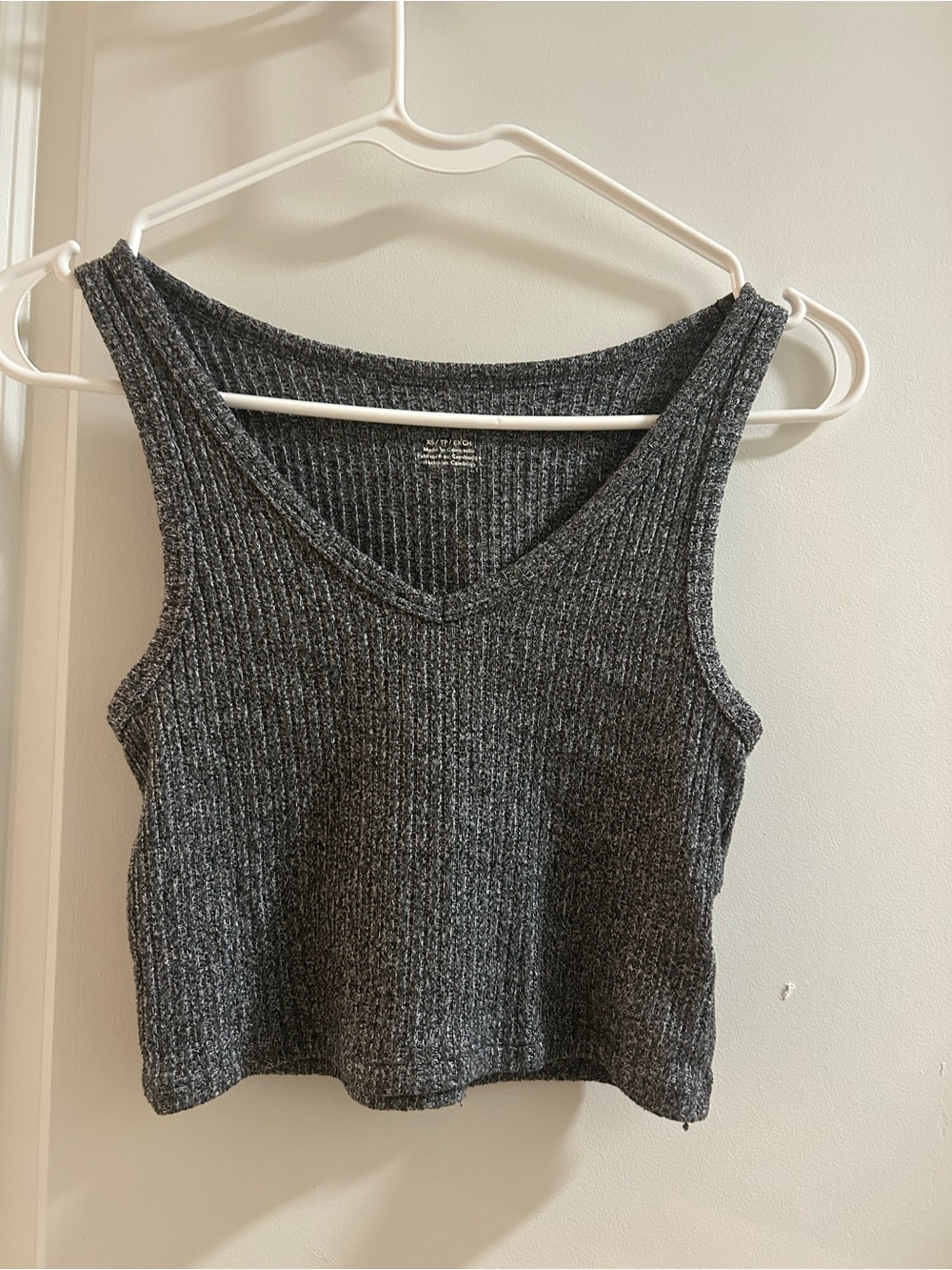 American Eagle Ribbed V-Neck Knit Tank Top - Gray